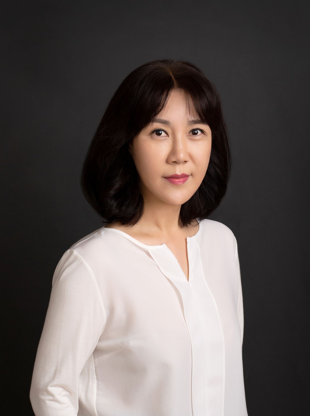 Portrait of Ellie Hwang, Vancouver Realtor
